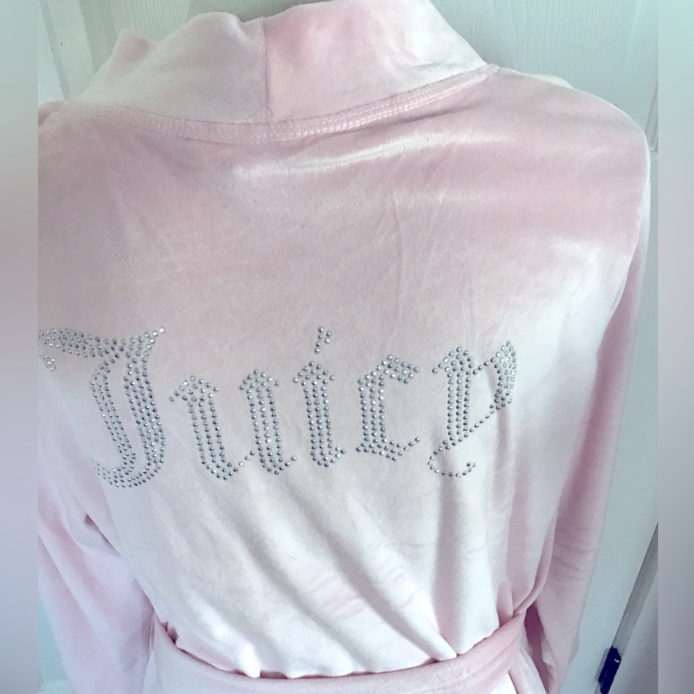 Juicy Couture Soft Light Pink Velour Robe with Rhinestones Size L/XL New w/ Tags - Picture 5 of 7